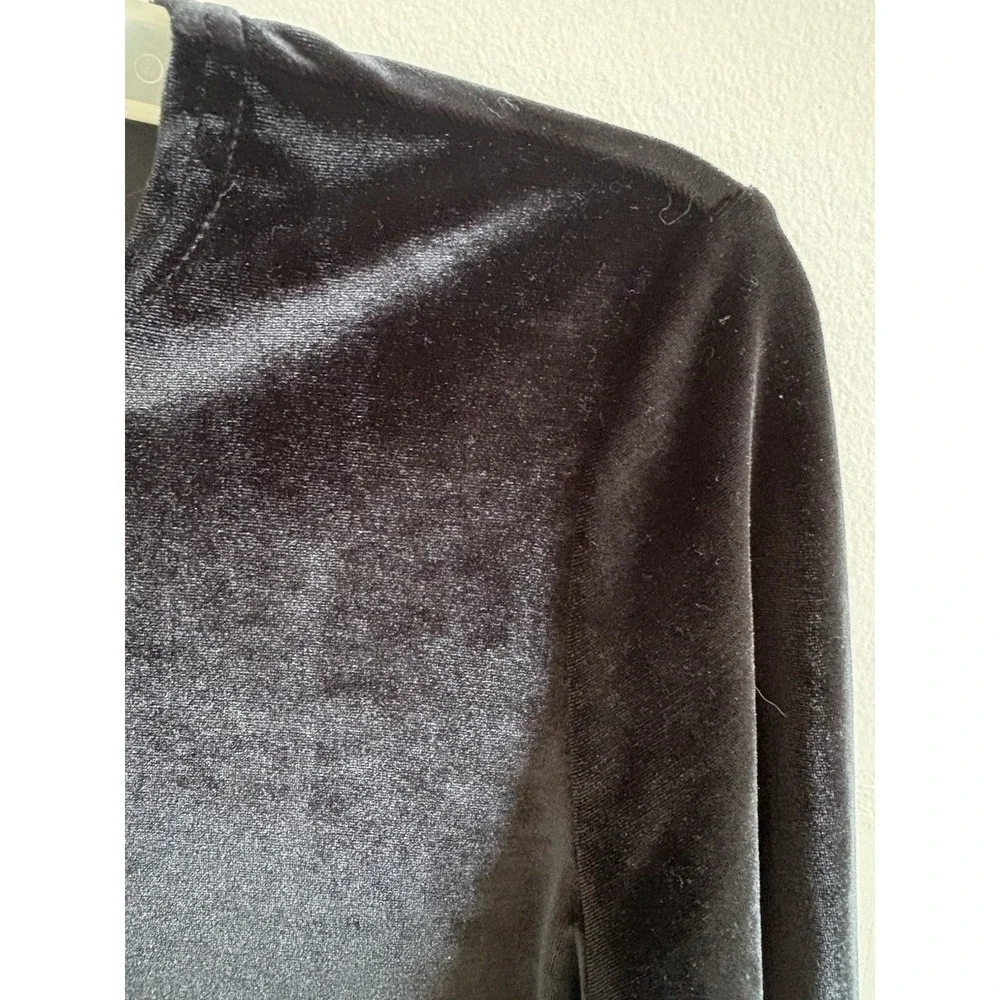 Worthington‎ Black Velvet Long Sleeve Top Crew Neck Blouse Made in USA Women